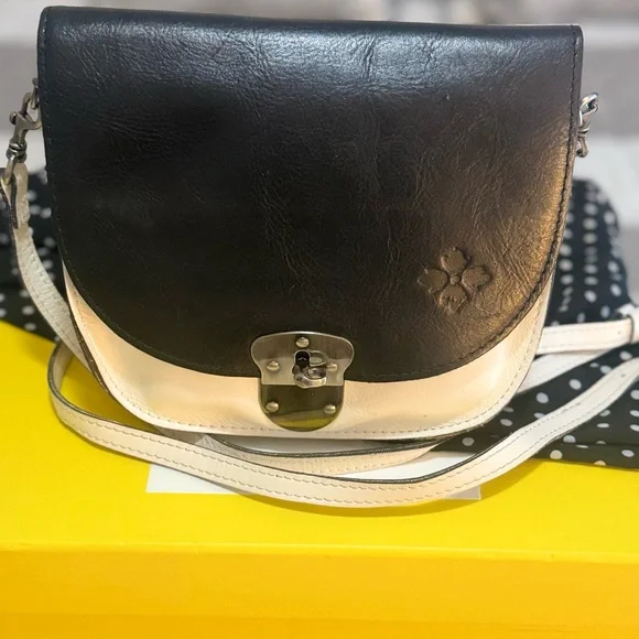 Patricia Nash Black and White Crossbody Bag with brush nickel Toned Hardware - Picture 2 of 6